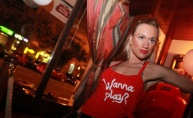 Wanna play? Phanas pub