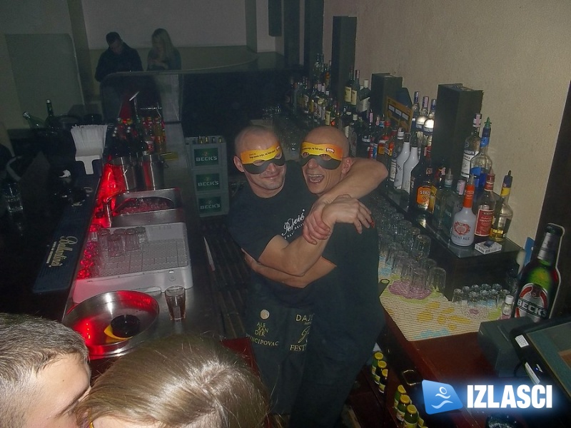 Ožujsko maškare u Capitano baru