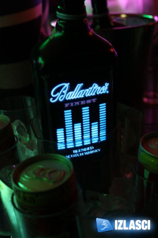 Veliki Ballantine's party u pulskom Pietasu