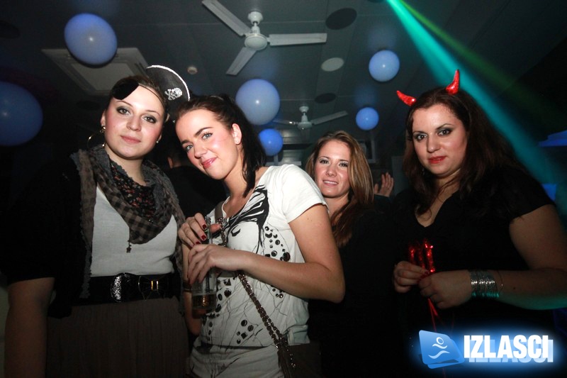 Monstruozno dobar Halloween party u Terminal Clubu