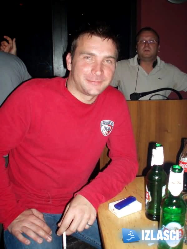 Odlična zabava u Stelli uz pulske ljepotice