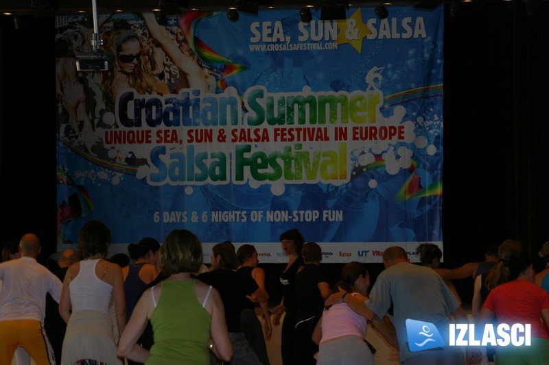 Vrući Salsa festival rasplesao ulice Rovinja