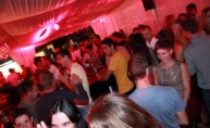 Casanova beach bar okupana dobrim ritmovima