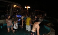 Partijanje u bazenu - Summer Club Dali