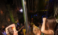 Pjena Party totalni hit na Krku u Clubu JUNGLE