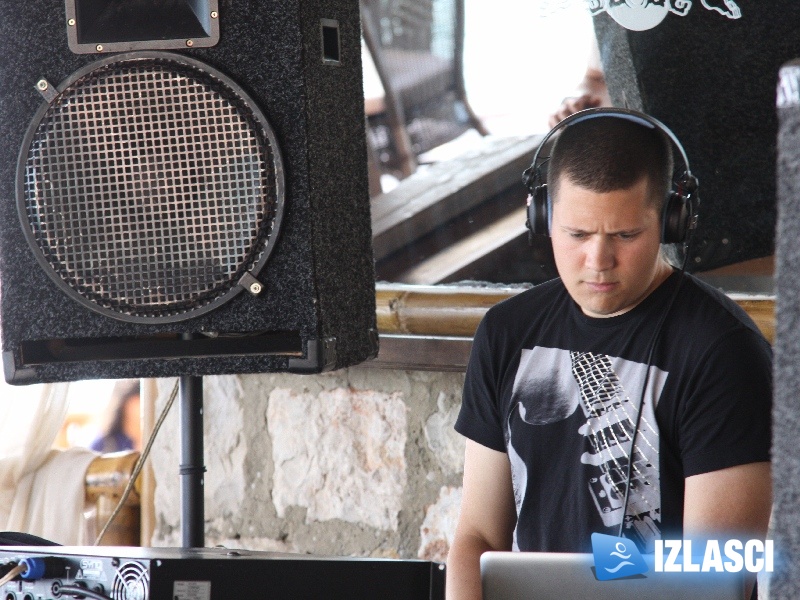 Medussa - All day party with Ivan Komlinović