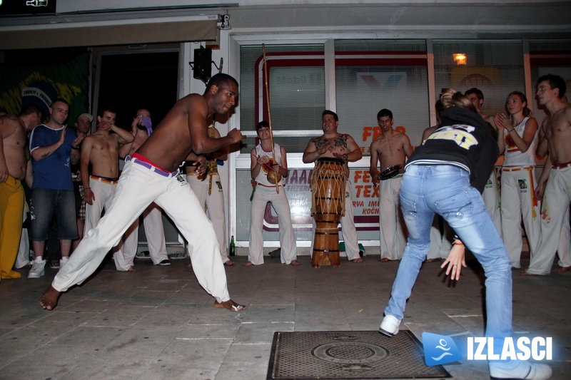 Capoeira night u Maat baru