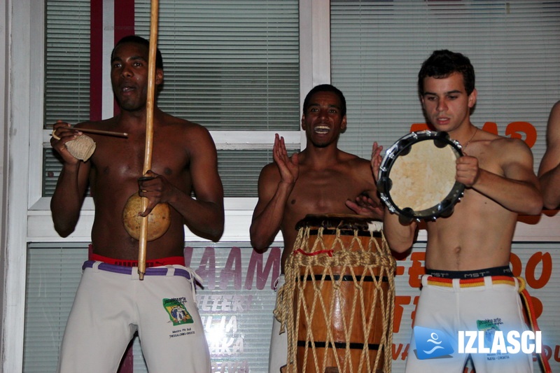 Capoeira night u Maat baru