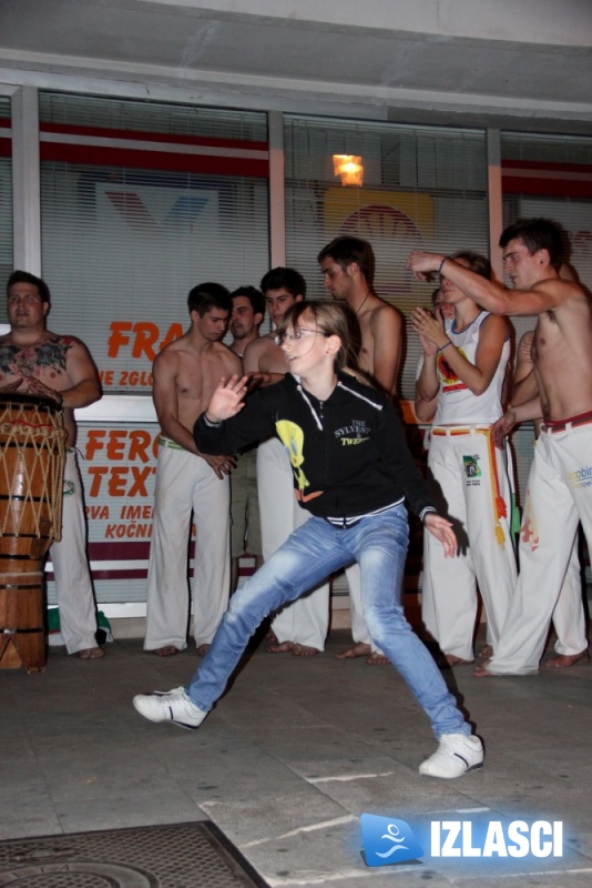 Capoeira night u Maat baru