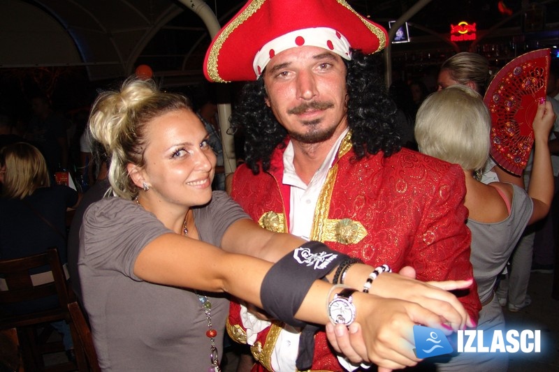 Captain Morgan party u klubu Marineta, Makarska