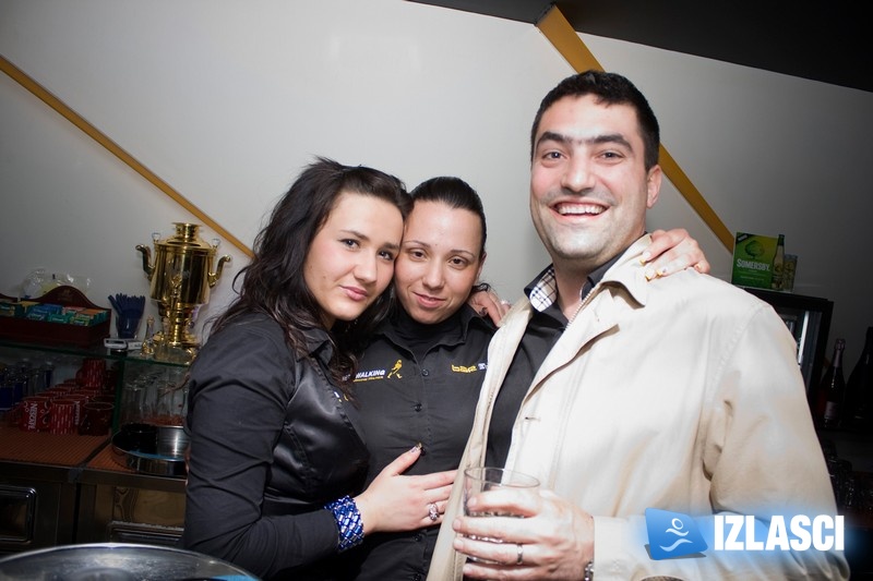 Johnnie Walker došetao do Shine bara Johnnie Walker došetao do Shine bara