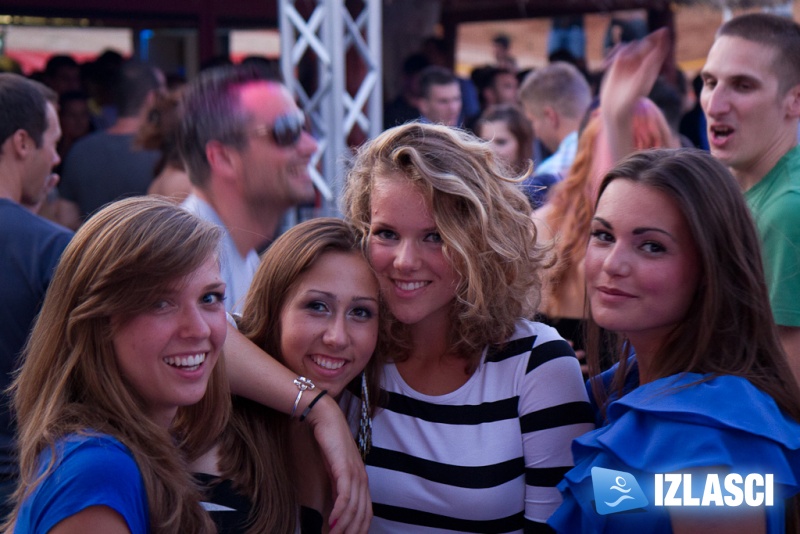 Britanski dvojac Freemasons u Santos beach clubu