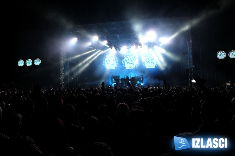 Senzacionalan nastup The Chemical Brothersa na "Moon and rocks" festivalu