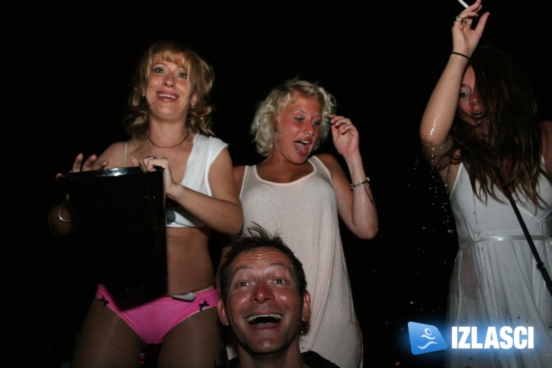 Wet T-Shirt otvorio sezonu u Villa clubu Poreč