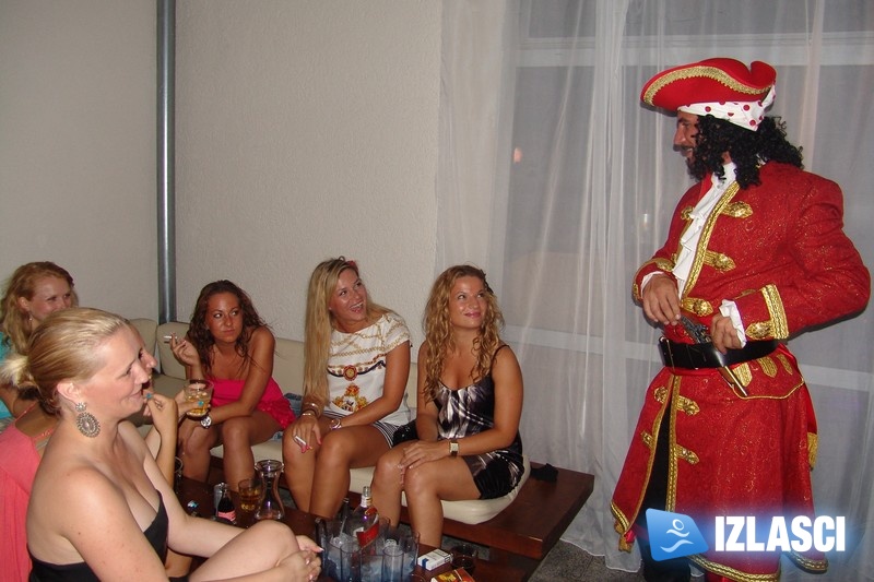 Captain Morgan škicao komade u Exitu, Vodice