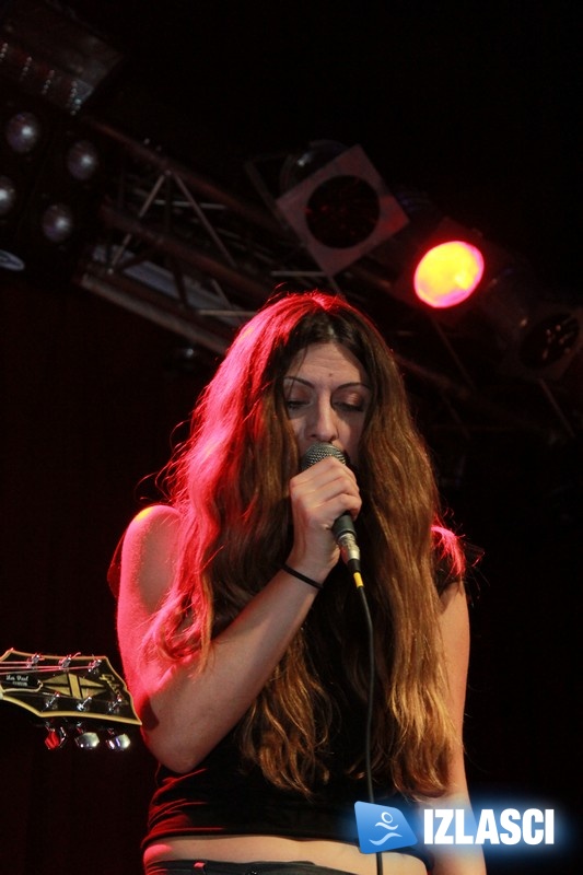 Jelena, Anita i Meri oduševile Stereo Klubb 