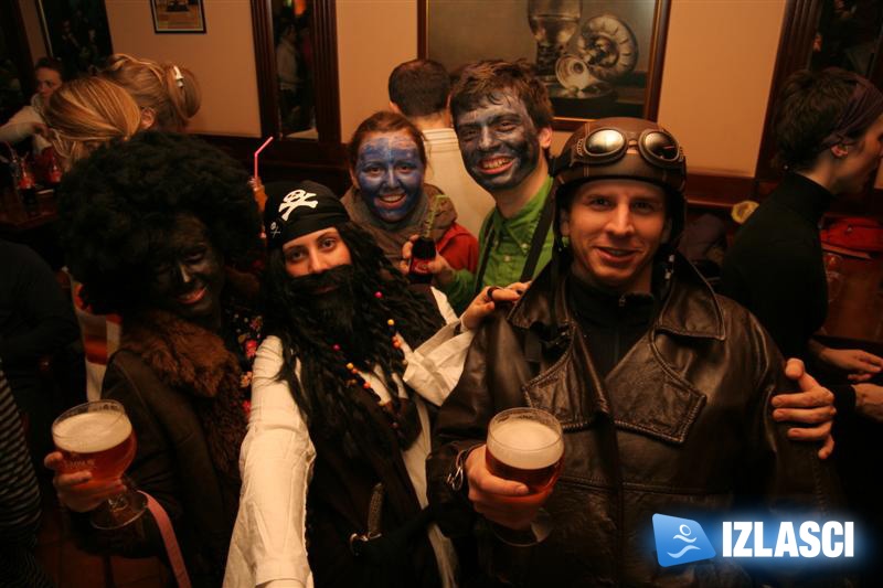 Samoborski Fašnik u šatoru uz Joleta pa u Old Nick`s pub sa maskama