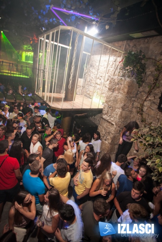 Balkan party susreo House ritmove u clubu Jungle na Krku