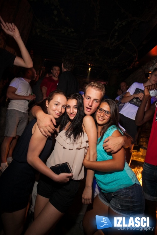 Balkan party susreo House ritmove u clubu Jungle na Krku