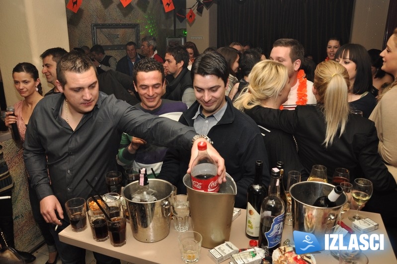 After job party uz Jägermeister u caffe baru Stop