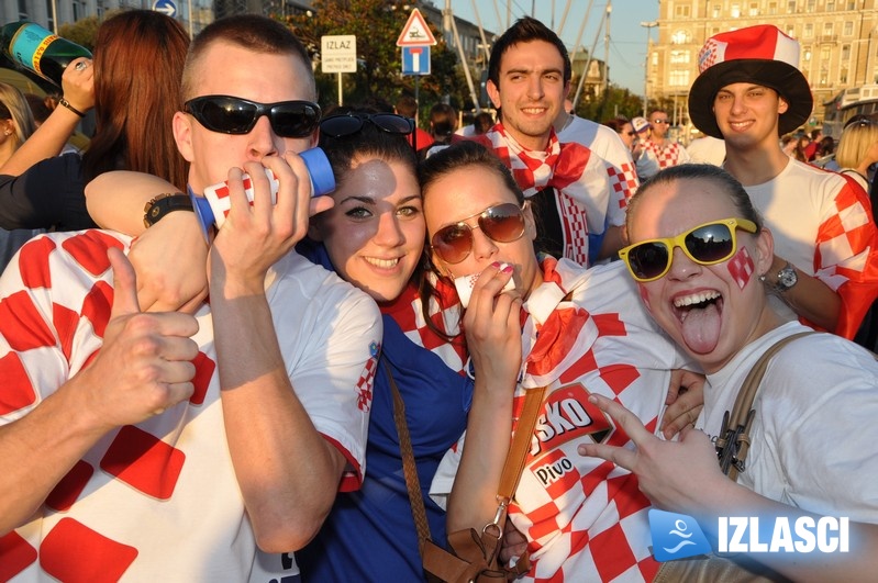 Navijačka groznica (Hrvatska - Italija)