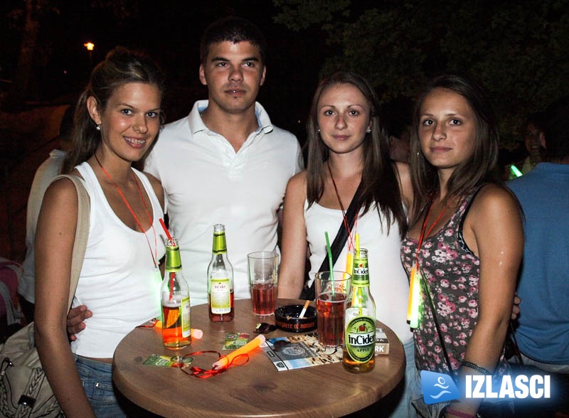 InCider party u Phanas beach baru
